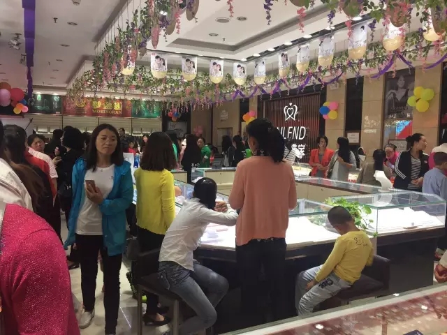 【开业资讯】—— 爱恋珠宝山西区域三店齐开。 【开业资讯】—— 爱恋珠宝山西区域三店齐开。