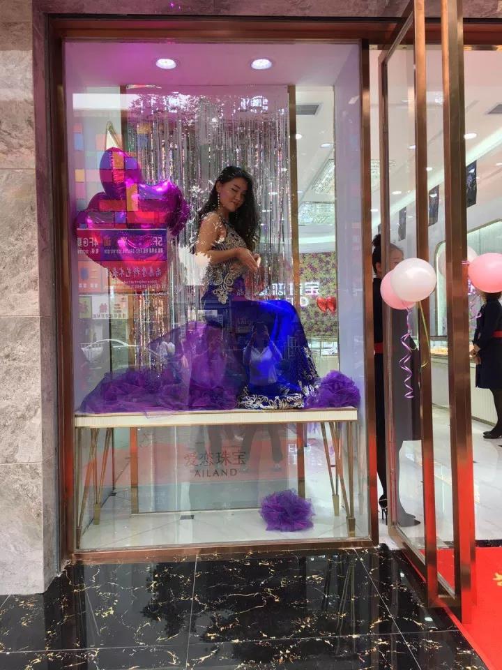 【开业资讯】—— 爱恋珠宝十四家店国庆齐开业 【开业资讯】—— 爱恋珠宝十四家店国庆齐开业
